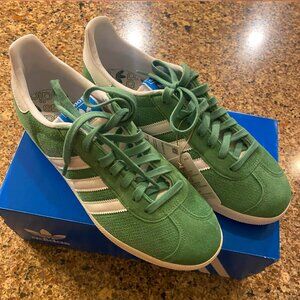 BRAND NEW- Adidas Gazelle Originals, Preloved Green/Cloud White- Size 9 M/10 W